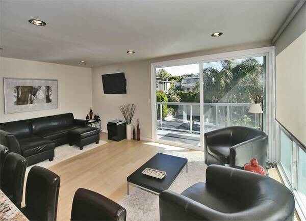 Building Photo - 1053 Oro St