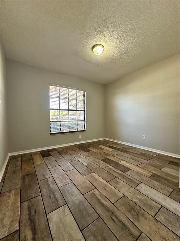 Building Photo - 1831 Twisting Ln