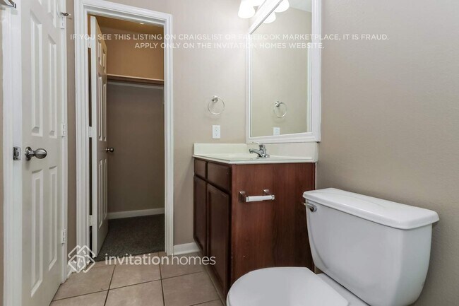 Building Photo - 28910 Rio Grande River Dr