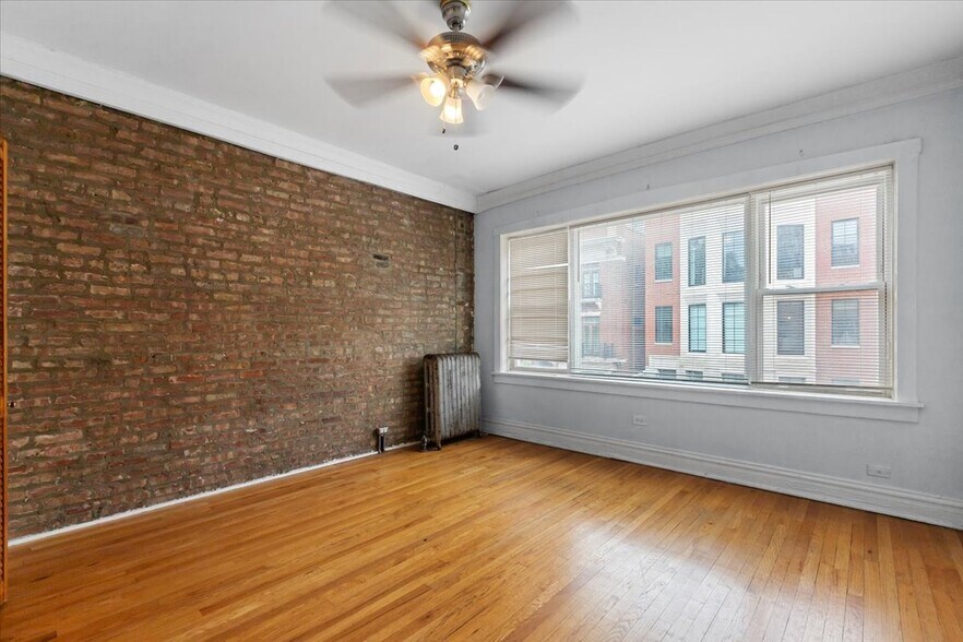 Building Photo - 442 W Arlington Pl