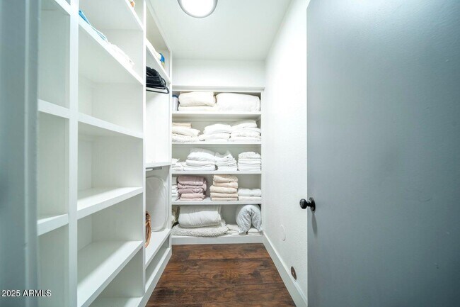 Building Photo - 11470 N 64th St