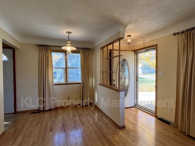 Building Photo - 3307 Gleaves Ct