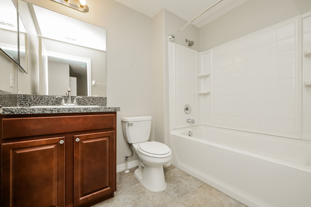 Building Photo - 12926 Utopia Gardens Way