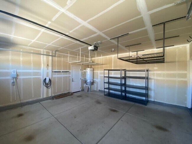 Building Photo - 3935 Hazy Swale Way