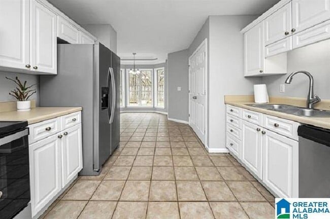 Building Photo - 106 Hidden Creek Cove