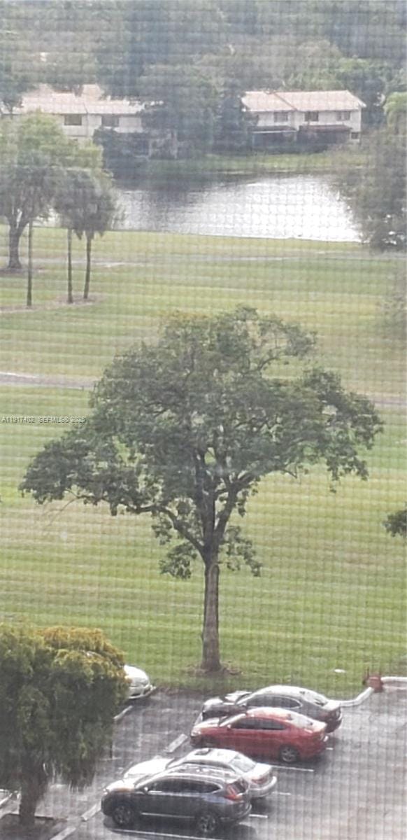 Building Photo - 4174 Inverrary Dr