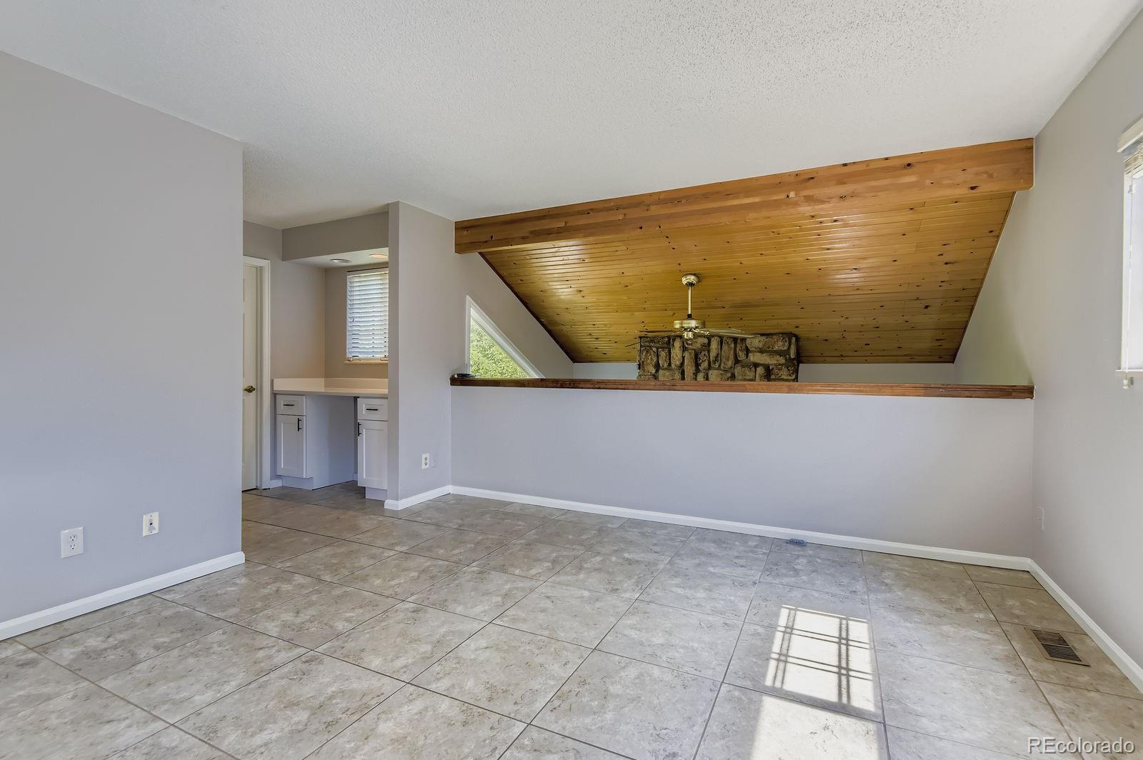 Building Photo - 12440 E Pacific Cir