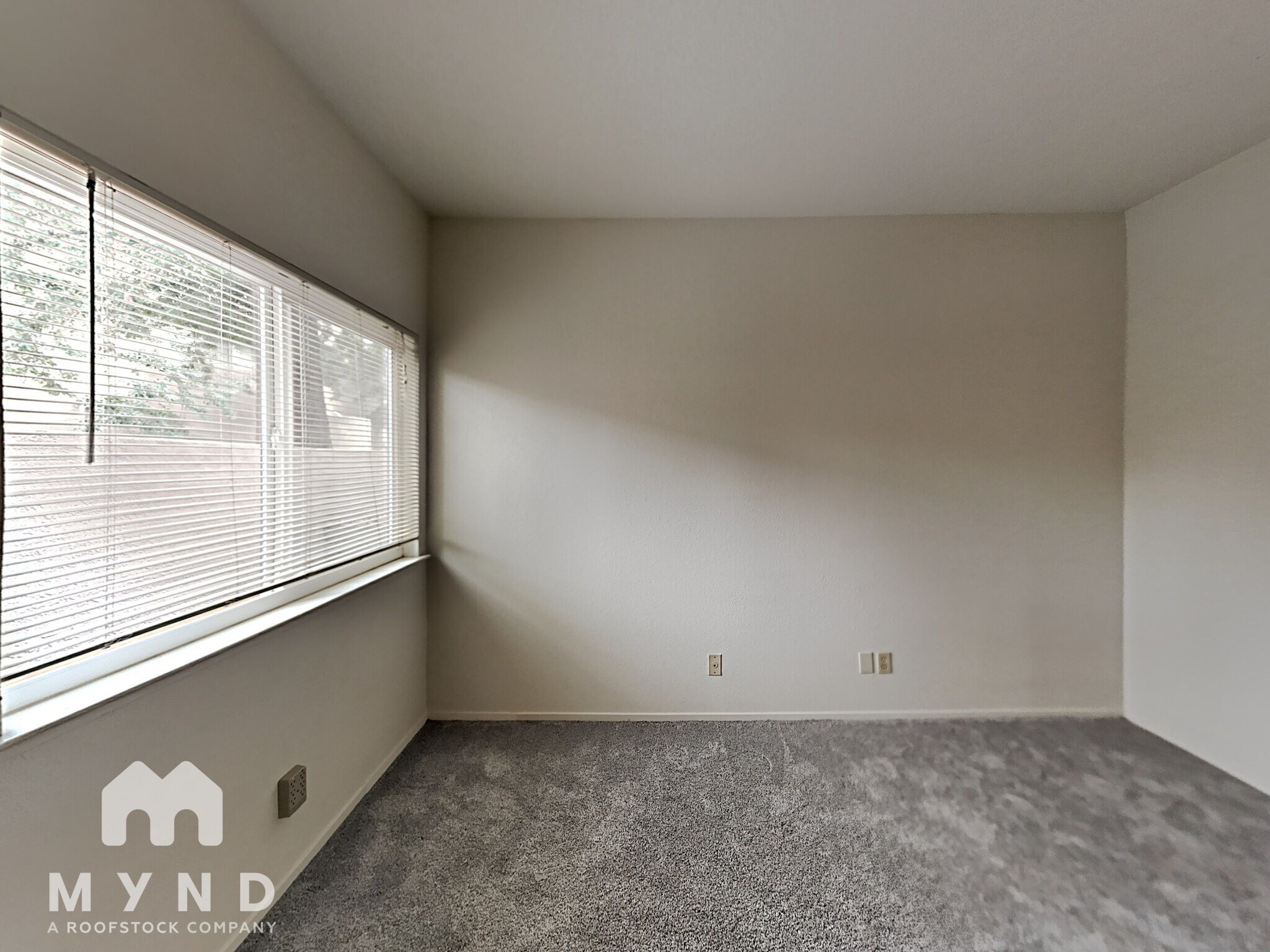 Building Photo - 2511 Fulton Square Ln
