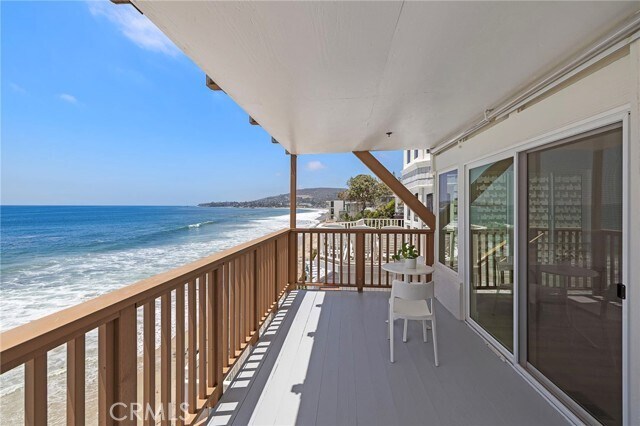 Building Photo - 1045 Gaviota Dr