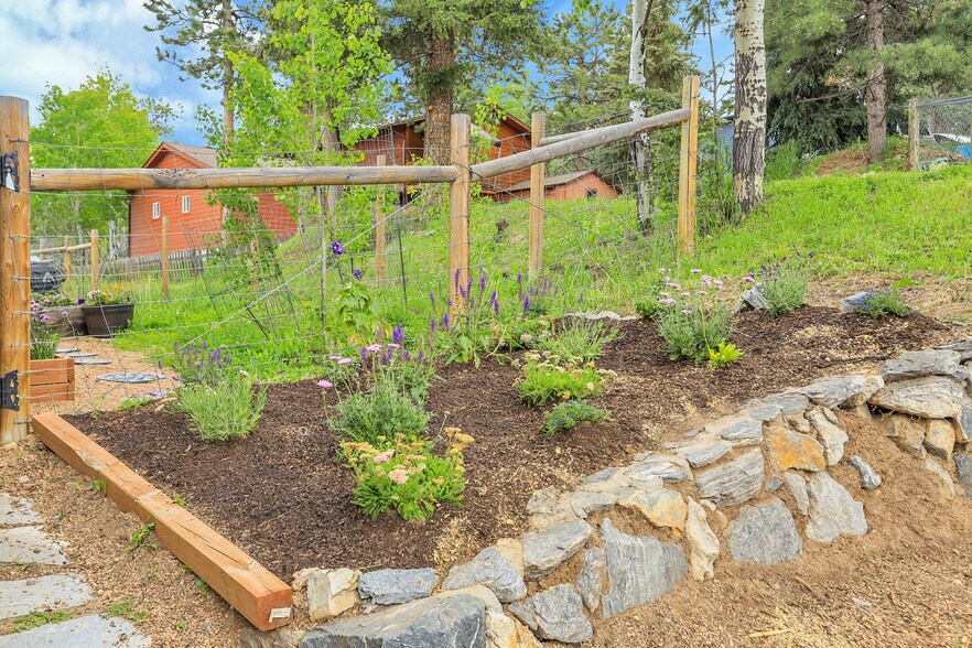 Building Photo - 30273 Conifer Rd