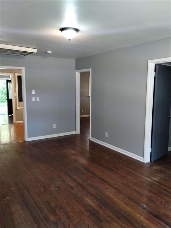 Building Photo - 2121 Ben Hill Rd