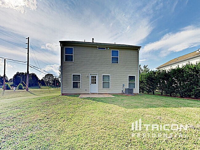 Building Photo - 1180 Crowders Woods Dr