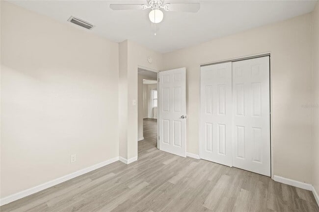 Building Photo - 4350 1st Ave S