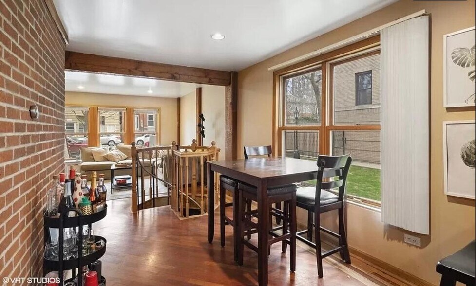 DiningRoom2 - 1622 N Sedgwick St