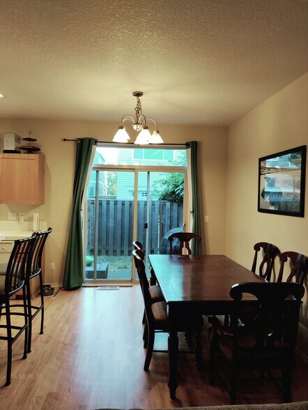 Building Photo - 15844 SW Bronner Ln