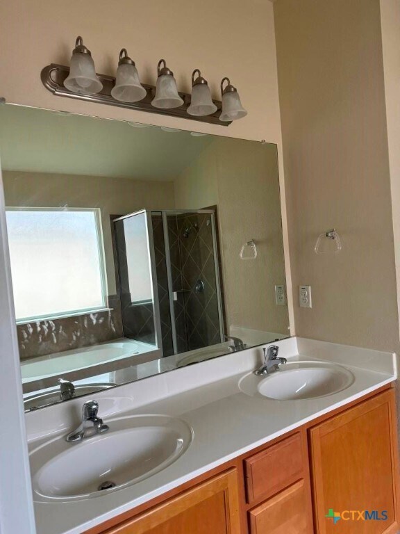 Building Photo - 4902 Bridgewood Dr