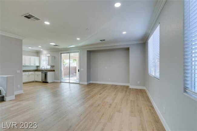 Building Photo - BEAUTIFUL SUMMERLIN 3 BEDROOM UPGRADED!!