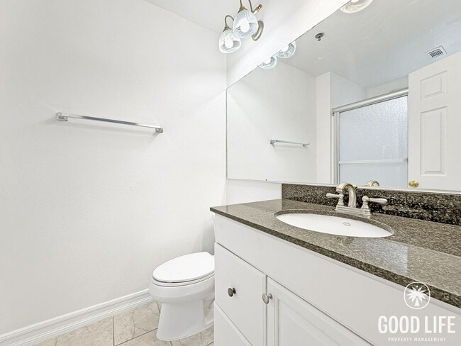 Building Photo - Fully Renovated End-Unit 3BD/2.5BA in Lake Forest with Views, Private Yard & 2-Car Garage