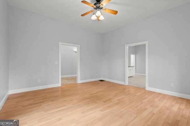 Building Photo - 235 Jenkins Rd