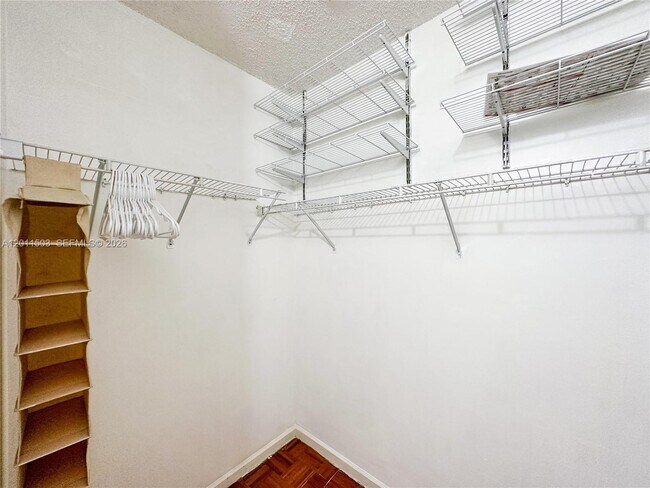 Building Photo - 17272 SW 139th Ct