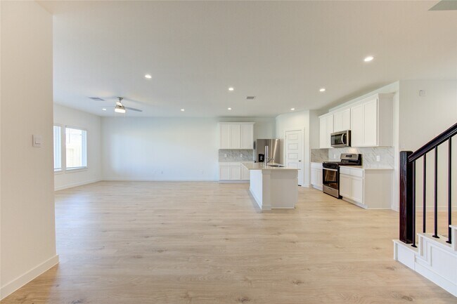 Building Photo - 31763 Margaret Woods Ln