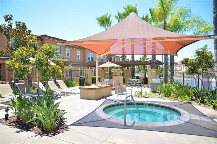 Building Photo - 5062 Decatur Dr