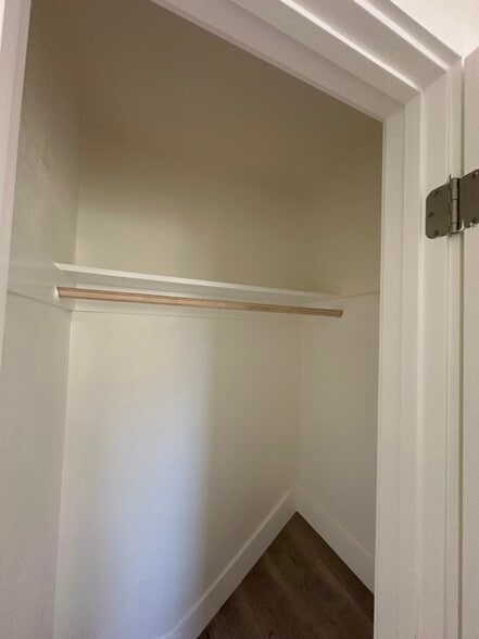 Building Photo - 6332 Santa Catarina Way