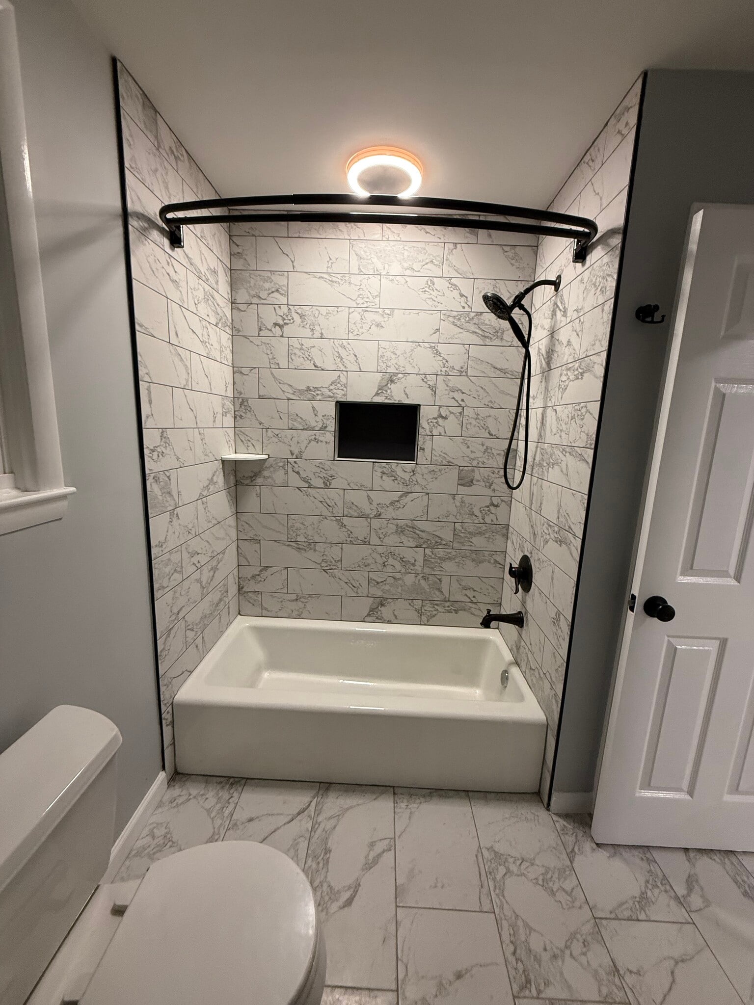 Building Photo - 737 Harpeth Pky W