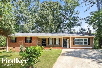 Building Photo - 3960 Watkins Way