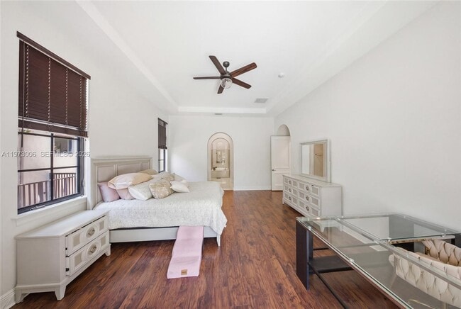 Building Photo - 9564 Exbury Ct