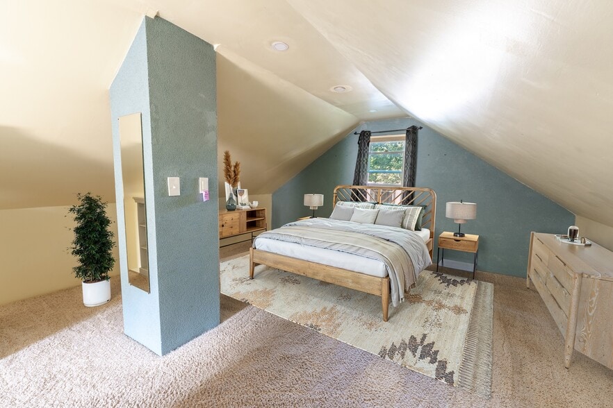 Bedroom 3 - 4220 S Adams Ave