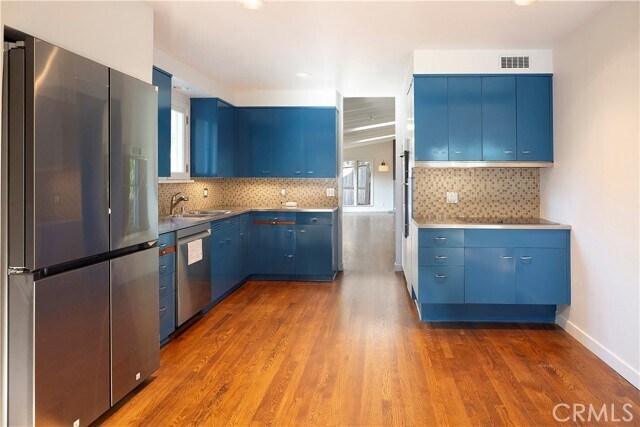 Building Photo - 2412 Canyon Oak Dr