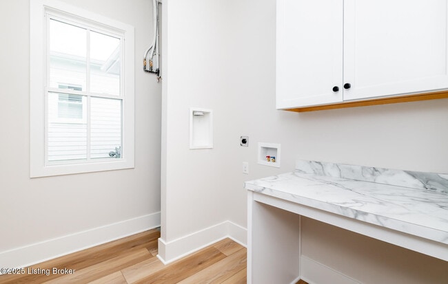Building Photo - 6100 Passionflower Dr