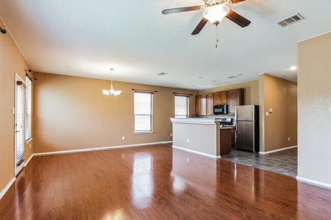 Building Photo - 1029 Brighton Pl