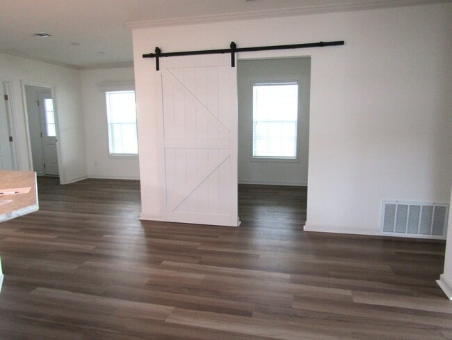 Building Photo - 15 Moa Ct