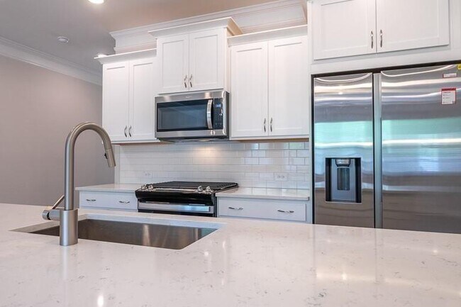 Building Photo - 3359 Verdi Ln