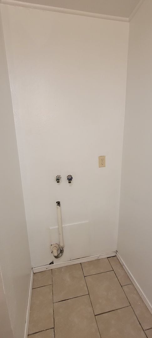 Building Photo - CONVENIENT TO CANNON