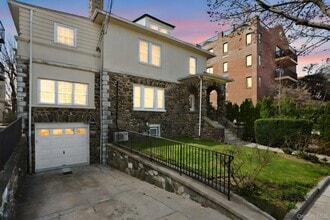 Building Photo - 109 Hillside Pl