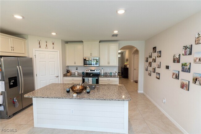 Building Photo - 3109 Birchin Ln