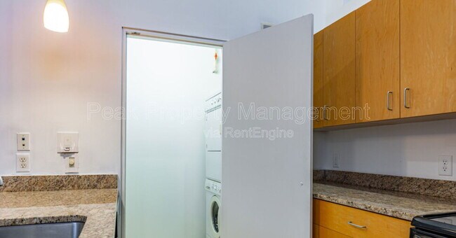 Building Photo - 15 N Union St