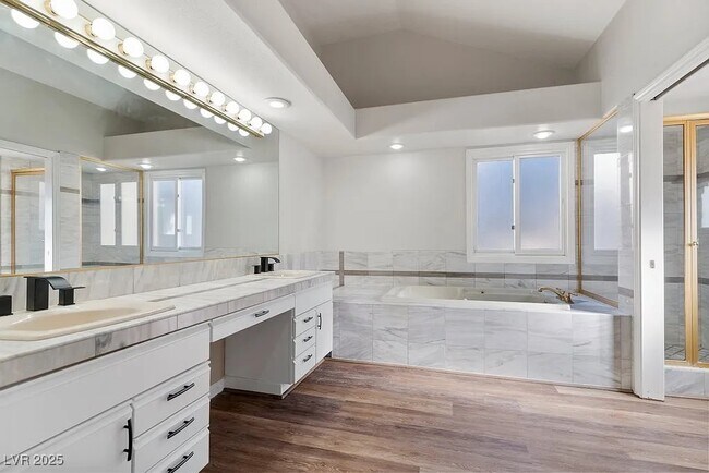 Building Photo - 7656 Boca Raton Dr