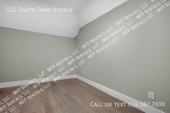 Building Photo - 322 S Ohio Ave
