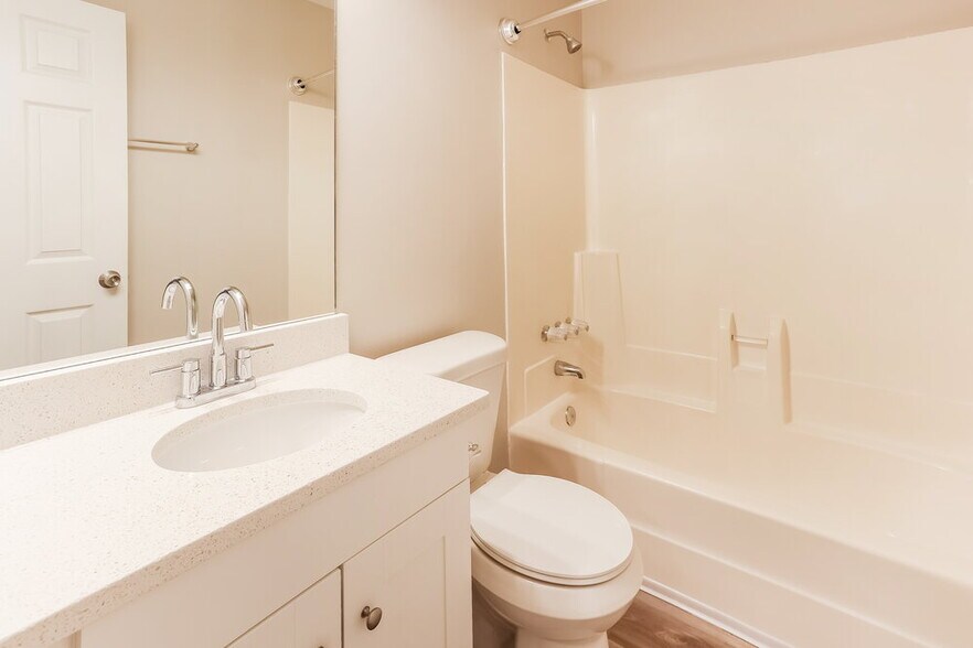 Building Photo - 102 Dove Rise