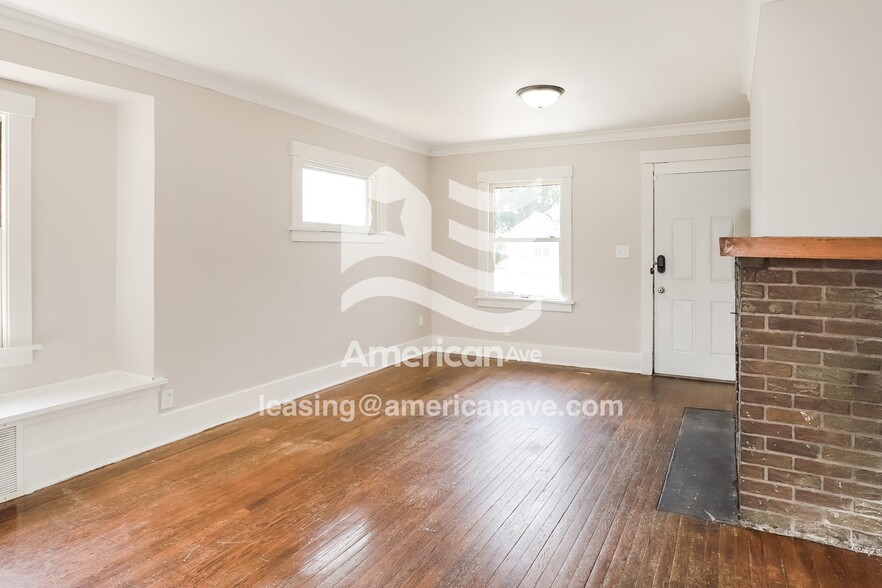 Building Photo - 5621 N 29th St