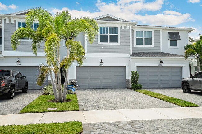 Building Photo - 3550 NW Solange Ct