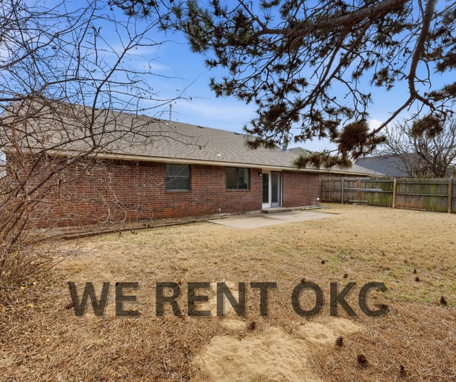 Building Photo - 12021 Moon Beam Dr