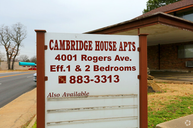 Building Photo - Cambridge House