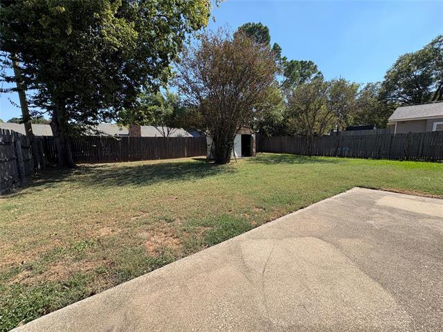 Building Photo - 2603 Nelwin Pl