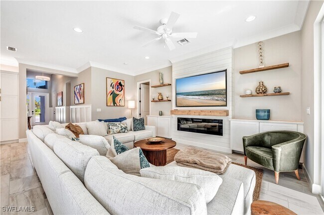 Building Photo - 11453 Jacaranda Dr