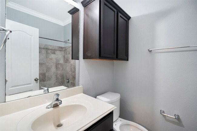 Building Photo - 22727 Whispering Timbers Way